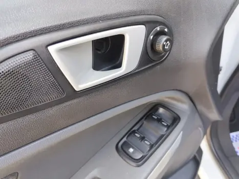 FORD Ecosport 1.6 4P FREESTYLE FLEX, Foto 6