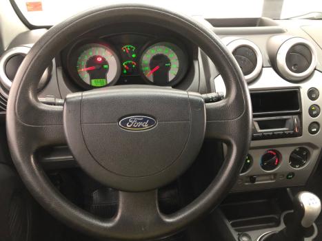 FORD Fiesta Hatch 1.6 4P FLEX, Foto 20