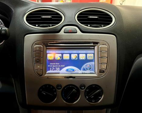 FORD Focus Hatch 1.6 4P, Foto 8