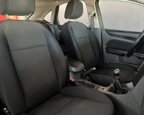 FORD Focus Hatch 1.6 4P, Foto 11