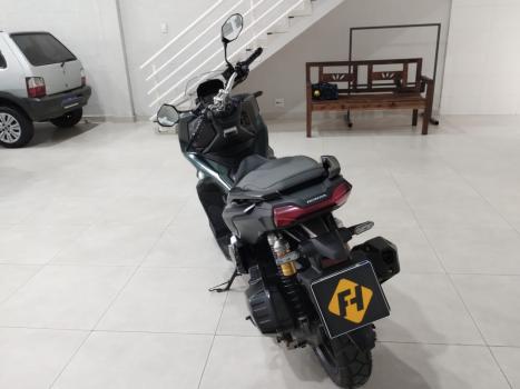 HONDA ADV 150 ABS, Foto 2