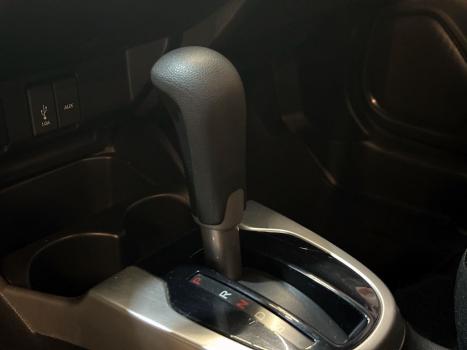 HONDA Fit 1.5 16V 4P EX FLEX AUTOMÁTICO, Foto 9 HONDA Fit 1.5 16V 4P EX FLEX AUTOMÁTICO, Foto 9