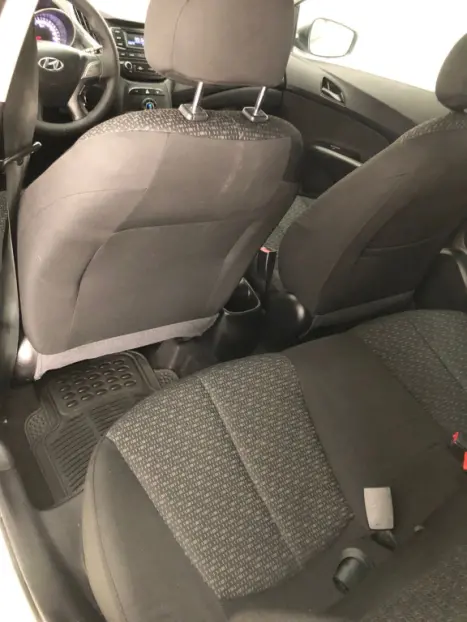 HYUNDAI HB 20 Hatch 1.0 12V 4P FLEX UNIQUE, Foto 13