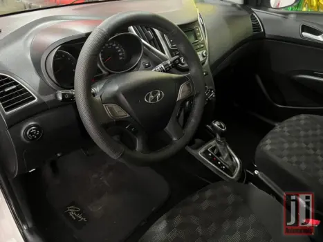 HYUNDAI HB 20 Hatch 1.6 16V 4P FLEX COMFORT PLUS AUTOM�TICO, Foto 6