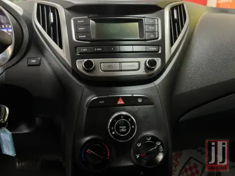 HYUNDAI HB 20 Hatch 1.6 16V 4P FLEX COMFORT PLUS AUTOM�TICO, Foto 8