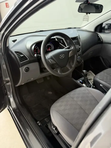 HYUNDAI HB 20 Sedan 1.6 16V 4P FLEX COMFORT STYLE AUTOM�TICO, Foto 16