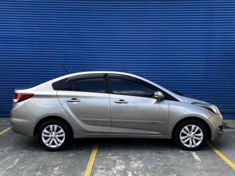 HYUNDAI HB 20 Sedan 1.6 16V 4P FLEX COMFORT PLUS, Foto 4