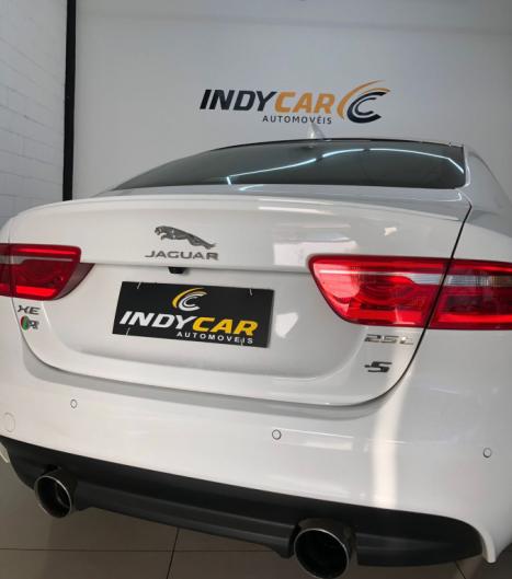 JAGUAR XE 2.0 16V 4P SI4 R-SPORT TURBO AUTOMÁTICO, Foto 8 JAGUAR XE 2.0 16V 4P SI4 R-SPORT TURBO AUTOMÁTICO, Foto 8