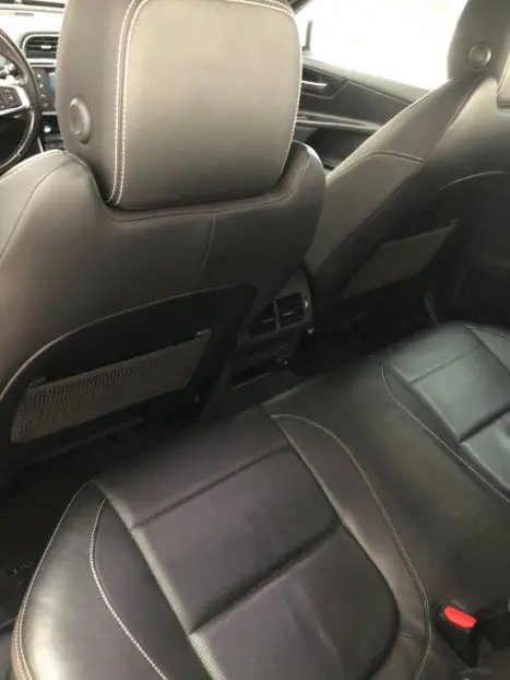 JAGUAR XE 2.0 16V 4P SI4 R-SPORT TURBO AUTOMÁTICO, Foto 19 JAGUAR XE 2.0 16V 4P SI4 R-SPORT TURBO AUTOMÁTICO, Foto 19
