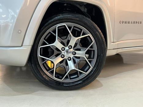 JEEP Commander 2.0 16V 4P TD380 OVERLAND 4X4 TURBO DIESEL AUTOM�TICO AT9, Foto 8