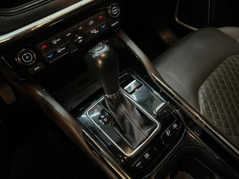 JEEP Commander 2.0 16V 4P TD380 OVERLAND 4X4 TURBO DIESEL AUTOM�TICO AT9, Foto 11