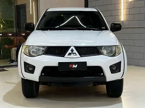 MITSUBISHI L 200 Triton 3.5 V6 HPE 4X4 FLEX CABINE DUPLA AUTOMTICO, Foto 2