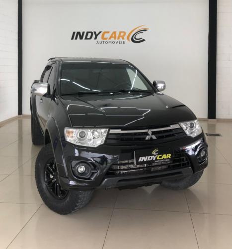 MITSUBISHI L 200 Triton 3.2 16V HPE 4X4 CABINE DUPLA TURBO DIESEL INTERCOOLER AUTOM�TICO, Foto 3