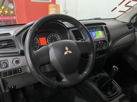 MITSUBISHI L 200 Triton 2.4 16V SPORT GL CABINE DUPLA TURBO DIESEL, Foto 4