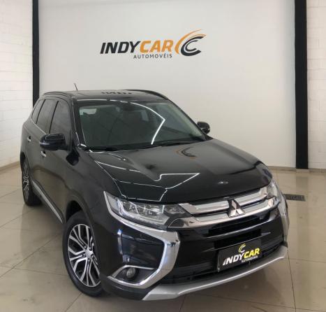 MITSUBISHI Outlander 2.2 16V 4P 4X4 DIESEL 7 LUGARES AUTOM�TICO, Foto 8