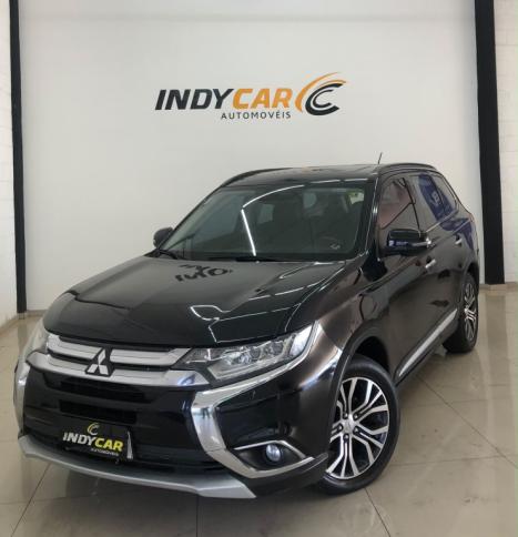 MITSUBISHI Outlander 2.2 16V 4P 4X4 DIESEL 7 LUGARES AUTOM�TICO, Foto 9
