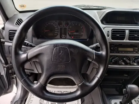 MITSUBISHI Pajero TR4 2.0 16V 4P 4X4 AUTOMÁTICO, Foto 5