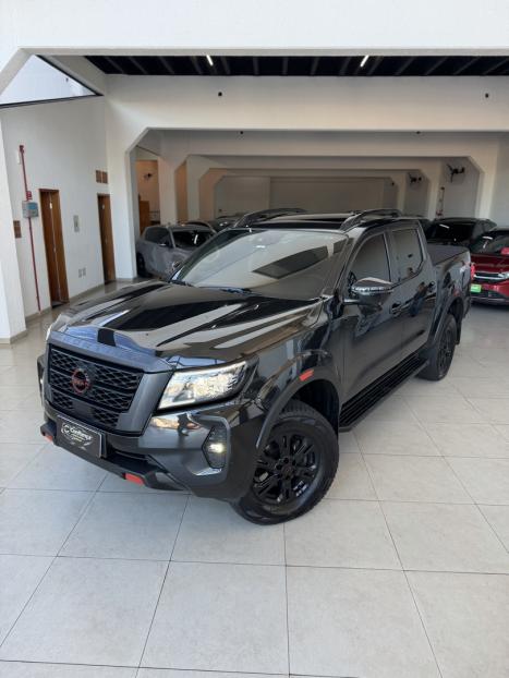 NISSAN Frontier 2.3 16V PRO4X CABINE DUPLA 4X4 BI-TURBO DIESEL AUTOM�TICO, Foto 2