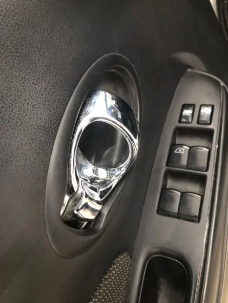 NISSAN Versa Sedan 1.6 16V 4P FLEX S, Foto 20