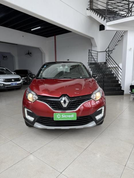 RENAULT Captur 1.3 16V 4P FLEX TCE ICONIC TURBO X-TRONIC AUTOM�TICO CVT, Foto 3