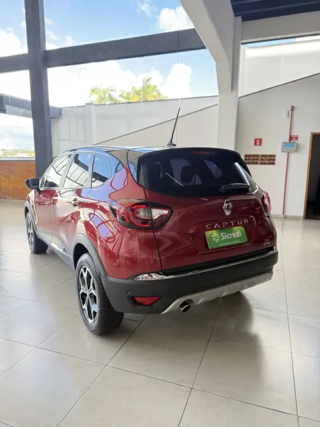 RENAULT Captur 1.3 16V 4P FLEX TCE ICONIC TURBO X-TRONIC AUTOM�TICO CVT, Foto 5