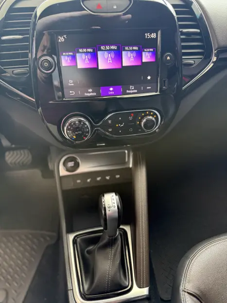 RENAULT Captur 1.3 16V 4P FLEX TCE ICONIC TURBO X-TRONIC AUTOM�TICO CVT, Foto 11