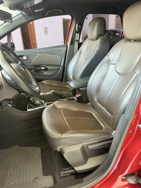 RENAULT Captur 1.3 16V 4P FLEX TCE ICONIC TURBO X-TRONIC AUTOM�TICO CVT, Foto 16