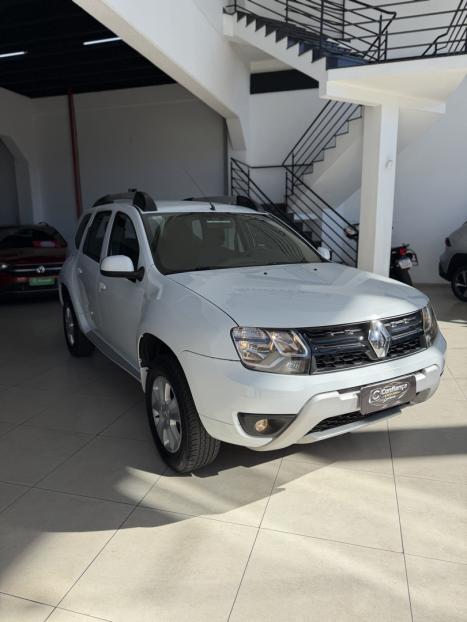 RENAULT Duster 1.6 16V 4P FLEX DYNAMIQUE, Foto 2