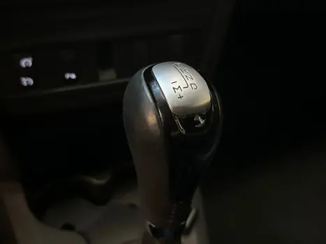 RENAULT Sandero 1.6 16V 4P FLEX STEPWAY AUTOMTICO, Foto 10