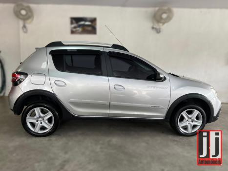 RENAULT Sandero , Foto 3