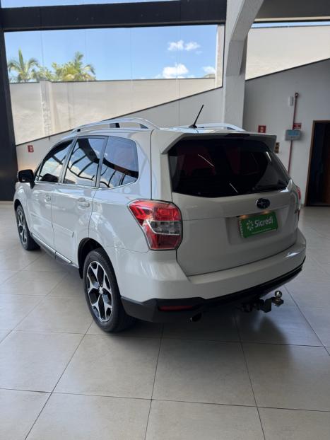 SUBARU Forester 2.0 16V 4P XT 4X4 AUTOM�TICO, Foto 5