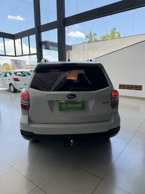 SUBARU Forester 2.0 16V 4P XT 4X4 AUTOM�TICO, Foto 6