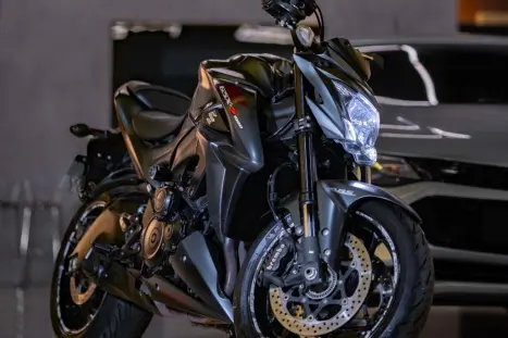 SUZUKI GSX-R 1000 RA, Foto 5