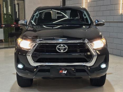TOYOTA Hilux Caminhonete 2.7 16V 4P SRV FLEX 4X4  CABINE DUPLA AUTOMTICO, Foto 2