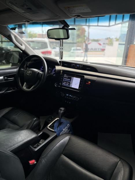 TOYOTA Hilux Caminhonete 2.8 16V SRV 4X4 DIESEL CABINE DUPLA AUTOMTICO, Foto 13