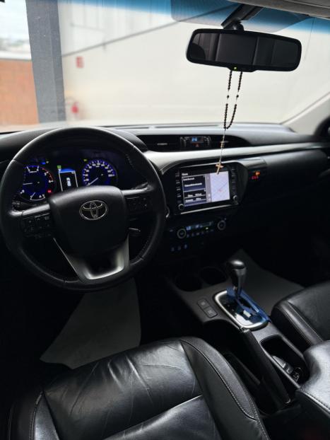 TOYOTA Hilux Caminhonete 2.8 16V SRV 4X4 DIESEL CABINE DUPLA AUTOMTICO, Foto 15