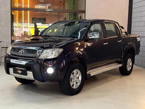 TOYOTA Hilux Caminhonete 3.0 4P 4X4 DIESEL CABINE DUPLA, Foto 1