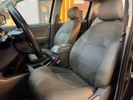 TOYOTA Hilux Caminhonete 3.0 4P 4X4 DIESEL CABINE DUPLA, Foto 5