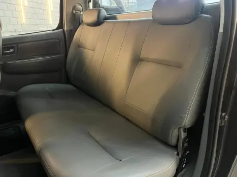 TOYOTA Hilux Caminhonete 3.0 4P 4X4 DIESEL CABINE DUPLA, Foto 6