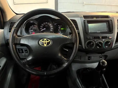 TOYOTA Hilux Caminhonete 3.0 4P 4X4 DIESEL CABINE DUPLA, Foto 7