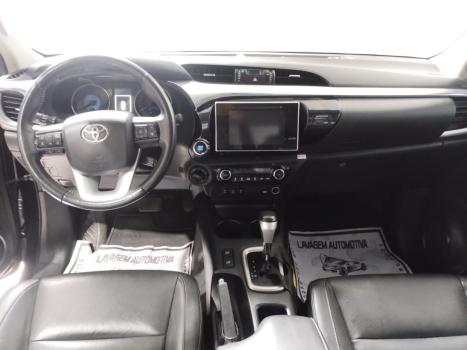 TOYOTA Hilux Caminhonete 2.8 16V SRX 4X4 DIESEL CABINE DUPLA AUTOM�TICO, Foto 6