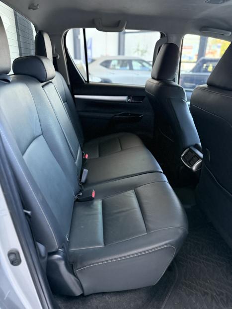 TOYOTA Hilux Caminhonete 2.8 16V SRV 4X4 DIESEL CABINE DUPLA AUTOM�TICO, Foto 12