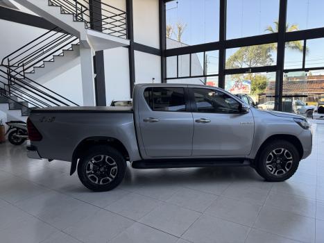 TOYOTA Hilux Caminhonete 2.8 16V SRV 4X4 DIESEL CABINE DUPLA AUTOM�TICO, Foto 14