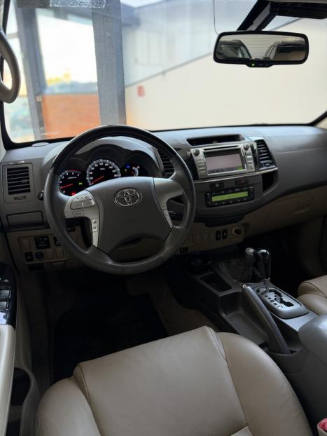 TOYOTA Hilux Caminhonete , Foto 12