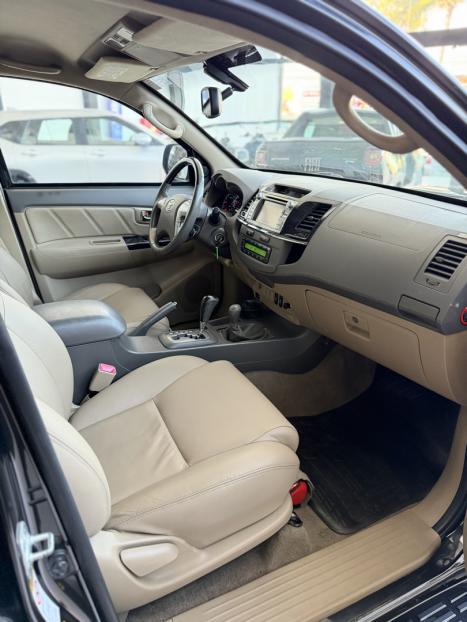 TOYOTA Hilux Caminhonete , Foto 15