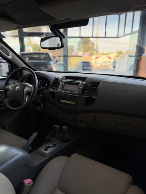 TOYOTA Hilux Caminhonete , Foto 18