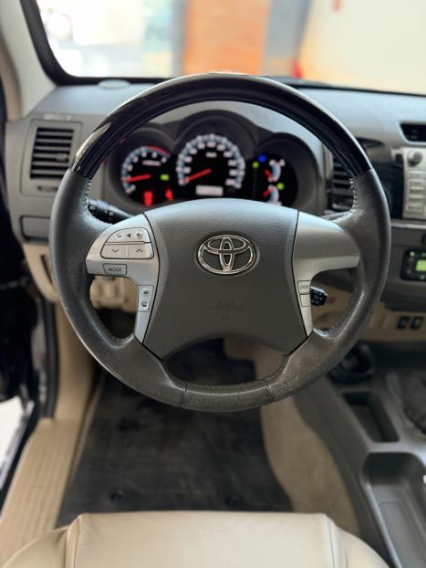 TOYOTA Hilux Caminhonete , Foto 19