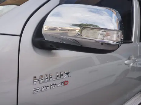 TOYOTA Hilux Caminhonete 3.0 16V 4P 4X4 SRV TURBO DIESEL, Foto 11