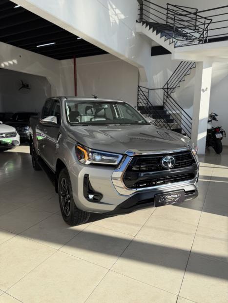 TOYOTA Hilux Caminhonete 2.8 16V 4P SRX DIESEL CABINE DUPLA, Foto 2