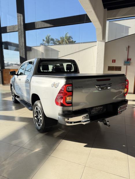 TOYOTA Hilux Caminhonete 2.8 16V 4P SRX DIESEL CABINE DUPLA, Foto 17